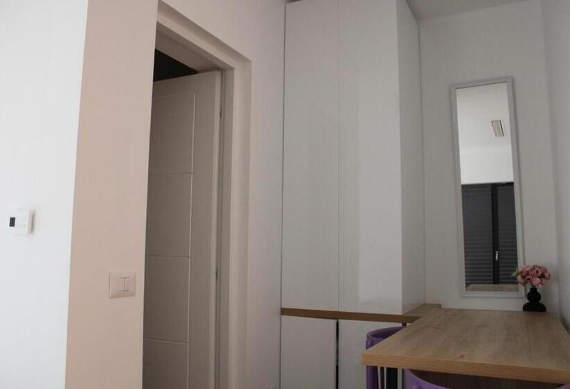 فندق Casa Din Livada