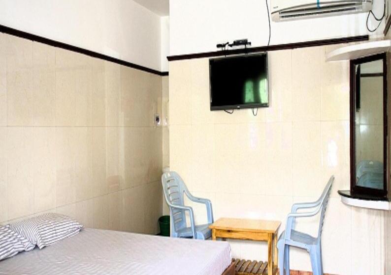 בית מלון כפרי Clinton Guest House