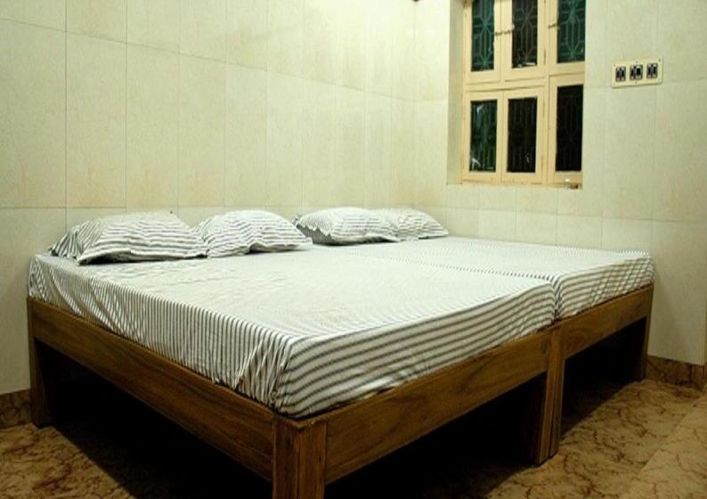 בית מלון כפרי Clinton Guest House