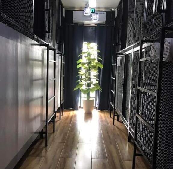 カプセルホテル Transient Washington Capsule Air Bnb