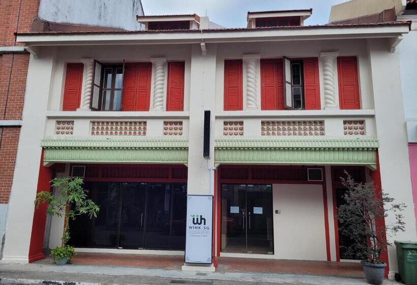 هتل کپسول Wink At Perak Road