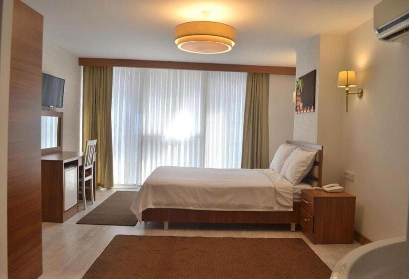 호텔 Dmr Grand Family Airport