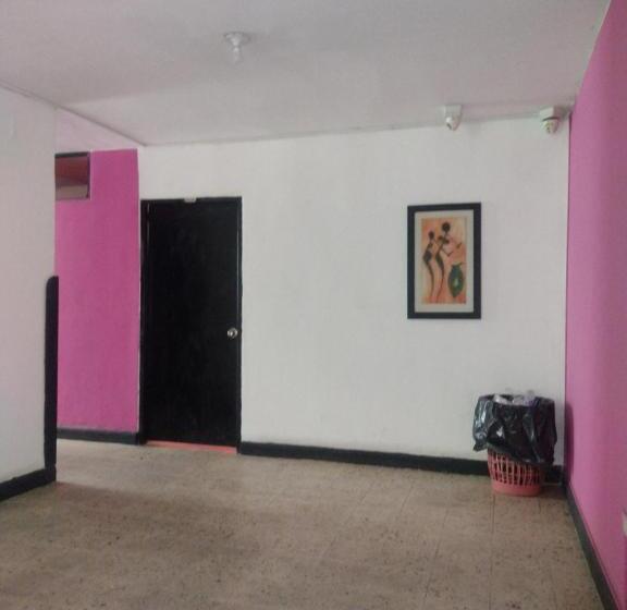 בית מלון כפרי El Manaa Santa Marta