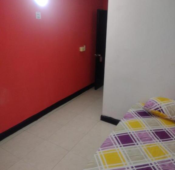 בית מלון כפרי El Manaa Santa Marta