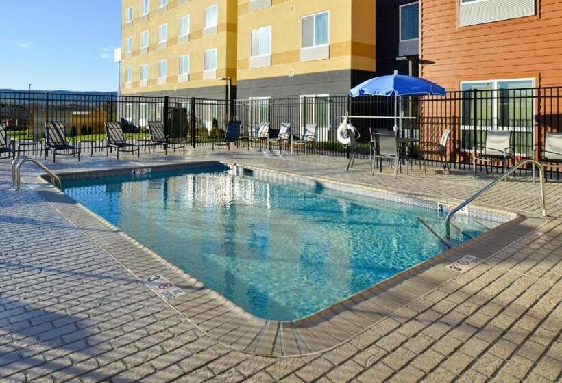 فندق Fairfield Inn & Suites