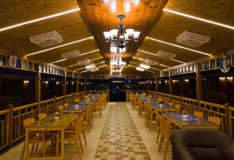 فندق Grace Exotica Goa