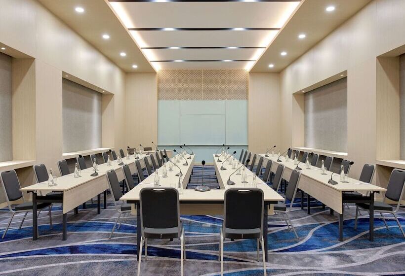 ホテル Grand Mercure Lampung