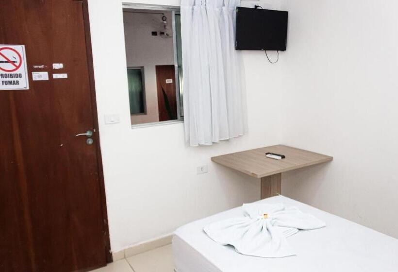 فندق Grandville Iii