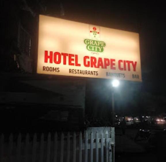 בית מלון כפרי Grape City,nashik
