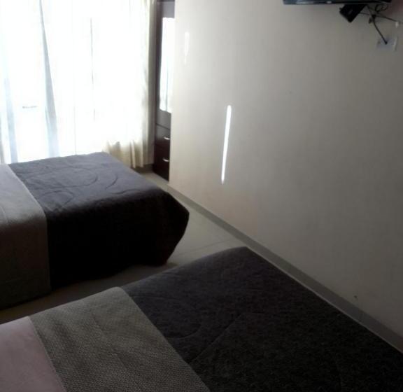 ホテル Hostal El Chachani