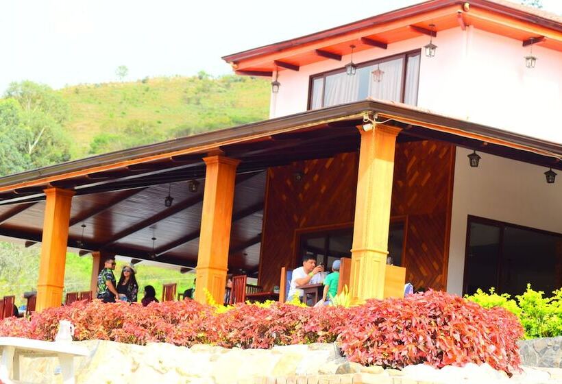 هتل Hosteria Piedra Dura