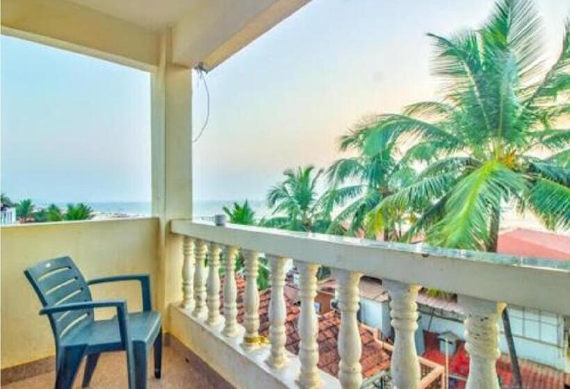 Отель Joaquim Baga Beach Resort Goa