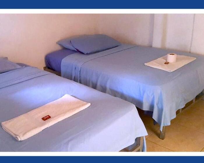 酒店 La Avenida Alojamiento