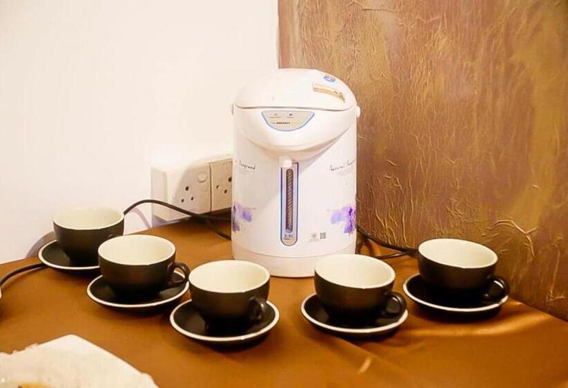 ホテル La Villa Katunayake