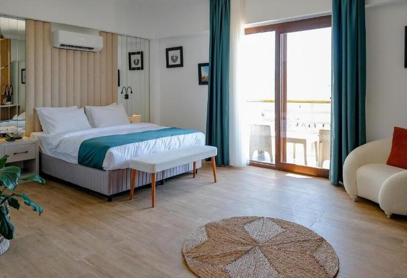 هتل Marina Port Akyaka