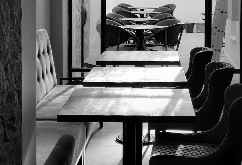 فندق Moonten Boutique Stay