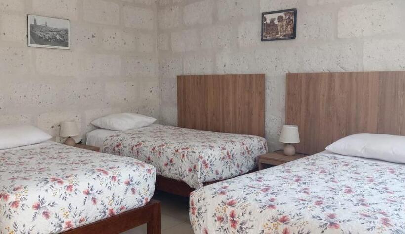 Отель Mutua Fap