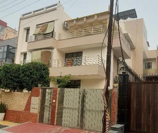 Отель Nice Stay & Care