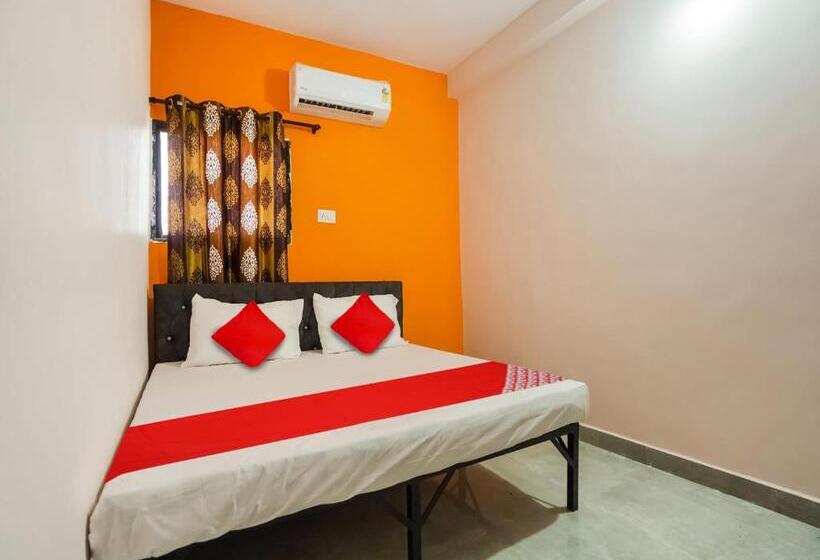 호텔 Oyo Anand Lodging & Restaurant
