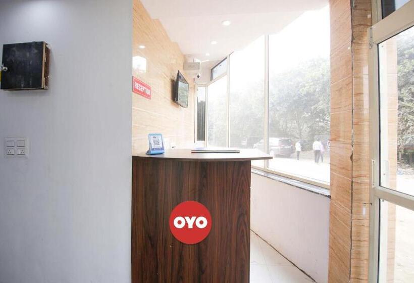 Hotel Oyo Pinetree