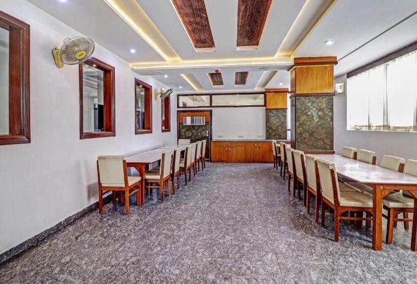 فندق Premium Lime Tree