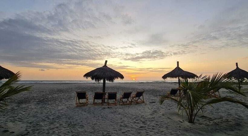 Отель Punta Coco Villas Beach