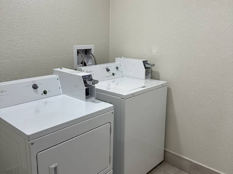 فندق Red Roof Inn Charleston   Dunbar