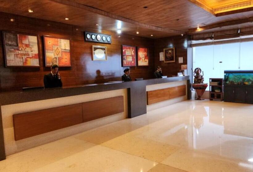 酒店 Royal Ark   Kasauli