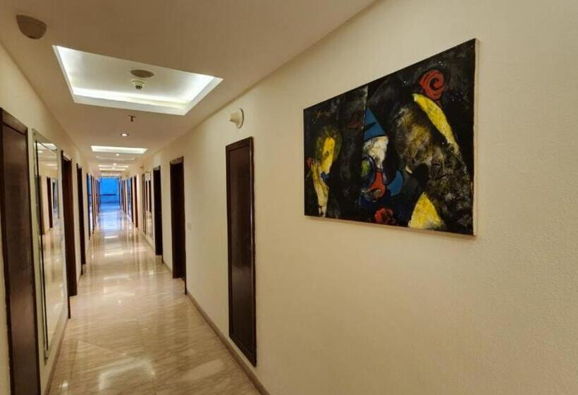 酒店 Royal Ark   Kasauli