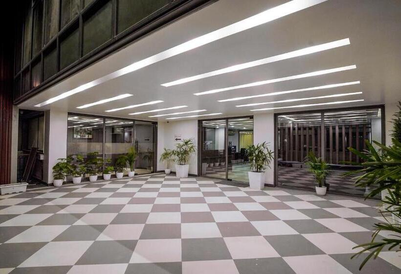 هتل Saltstayz Executive Serviced Apartment   Unitech Cyber Park & Near Huda City Metro