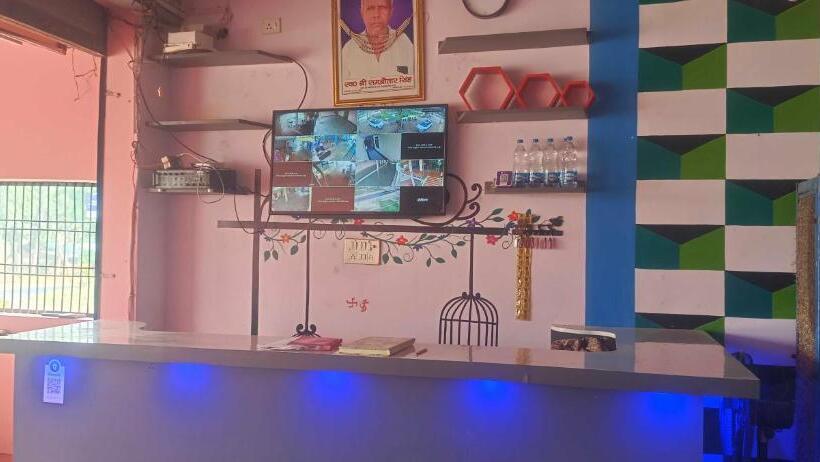 فندق Spot On Apex