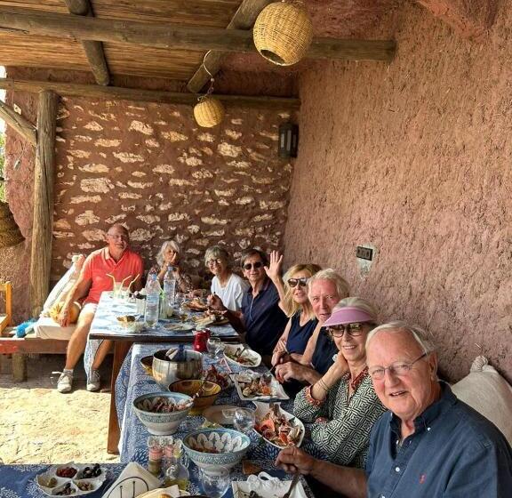 هتل Surfcamplagrotte