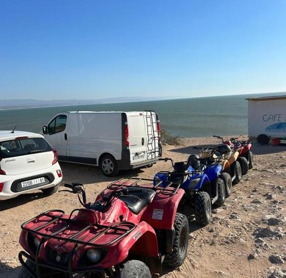 هتل Surfcamplagrotte