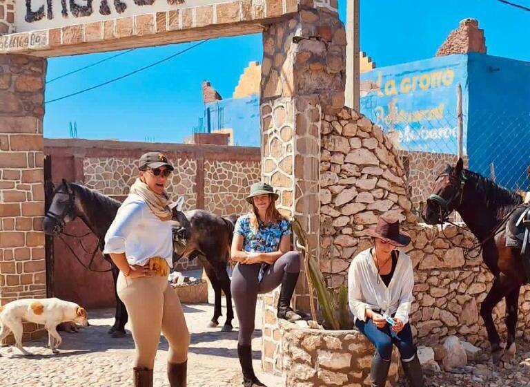 هتل Surfcamplagrotte