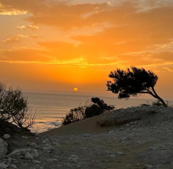 هتل Surfcamplagrotte