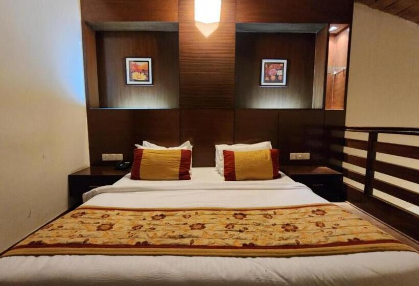 酒店 Royal Ark   Kasauli