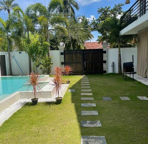 فندق Villa Emmanuel