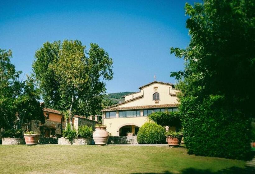 Isa Residence With Swimming Pool Surrounded By Tuscan Nature In San Donato Fronzano, Apartments With