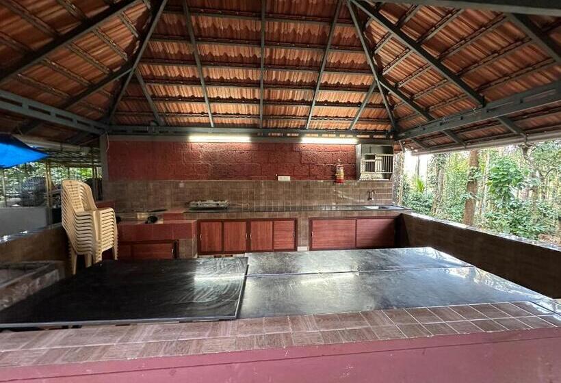 Misty Dam Wayanad Premium Resort With Banasura Dam View