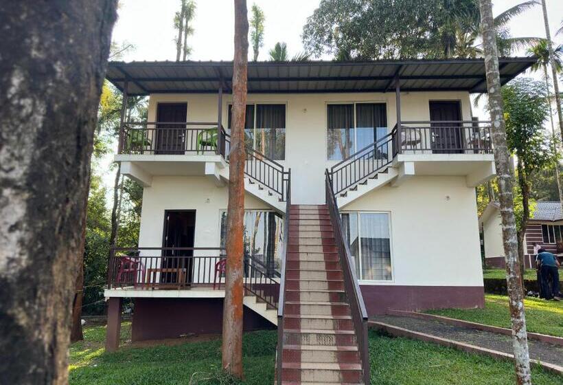 Misty Dam Wayanad Premium Resort With Banasura Dam View