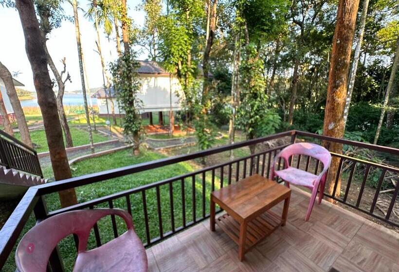 Misty Dam Wayanad Premium Resort With Banasura Dam View