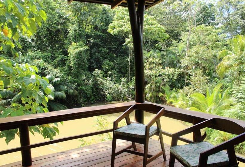 Natural Drake Bay Hotel Boutique