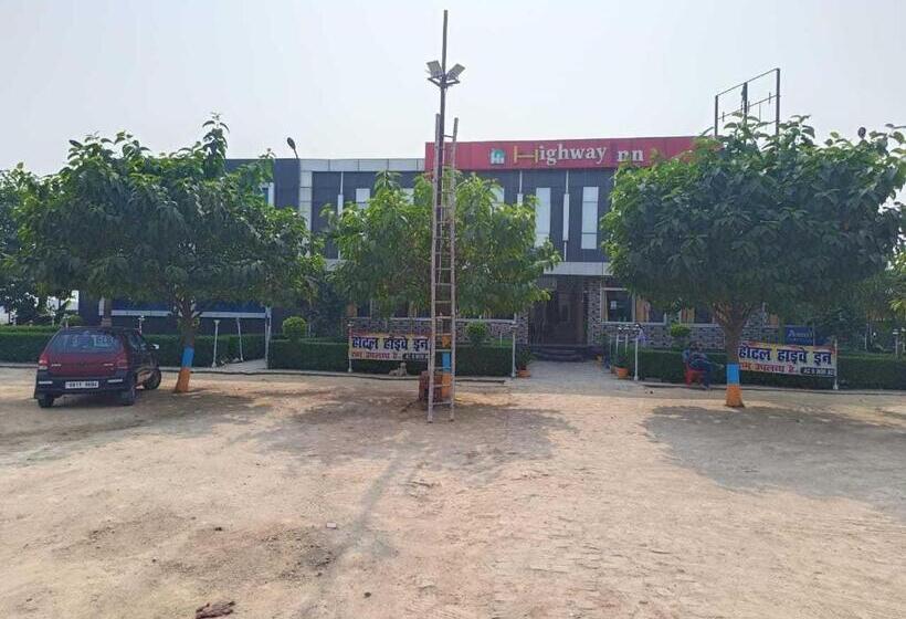 Oyo Hotel Highway Inn