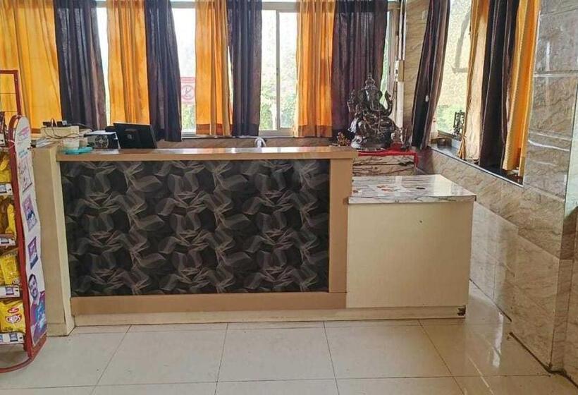 Oyo Hotel Highway Inn