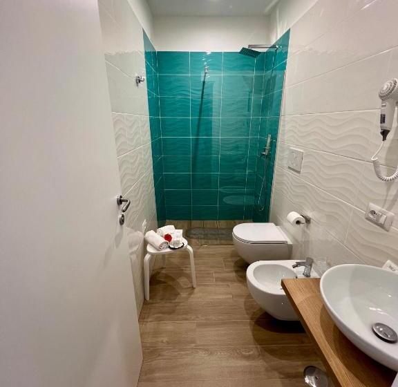 بنسيون Brezza Marina