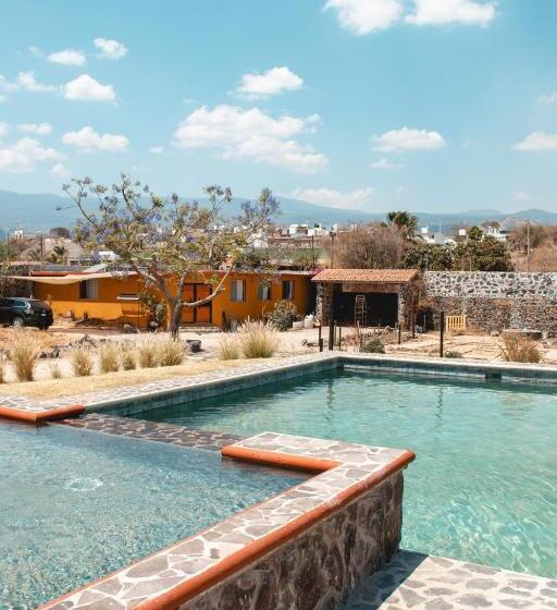 بنسيون Casa De Huespedes Colmena