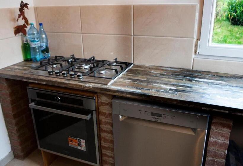 פנסיון Casa Cu Magnolii