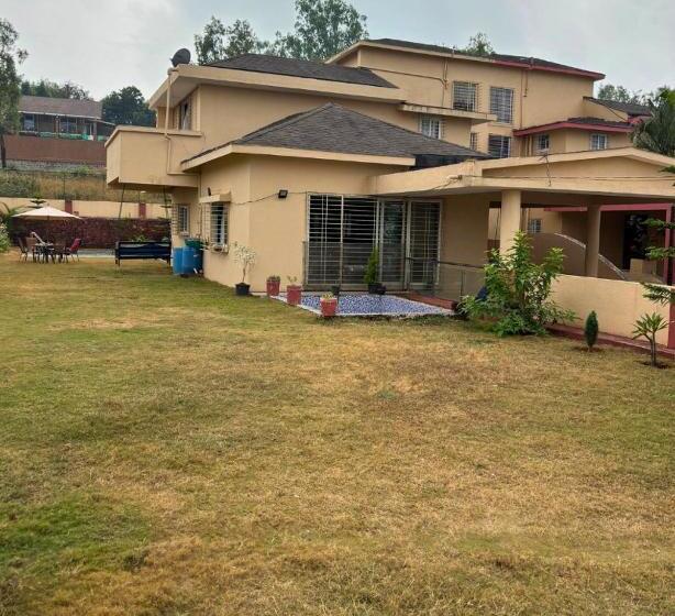 بنسيون Eton Villa