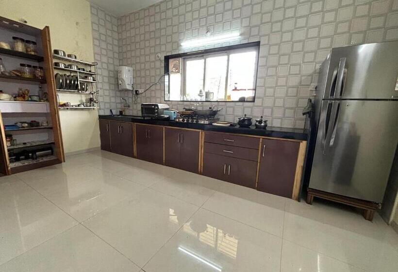 פנסיון Eton Villa