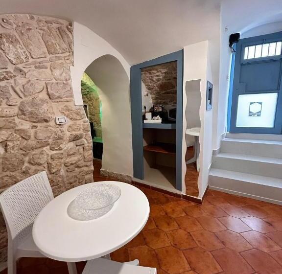 膳宿费 Geometric Blue